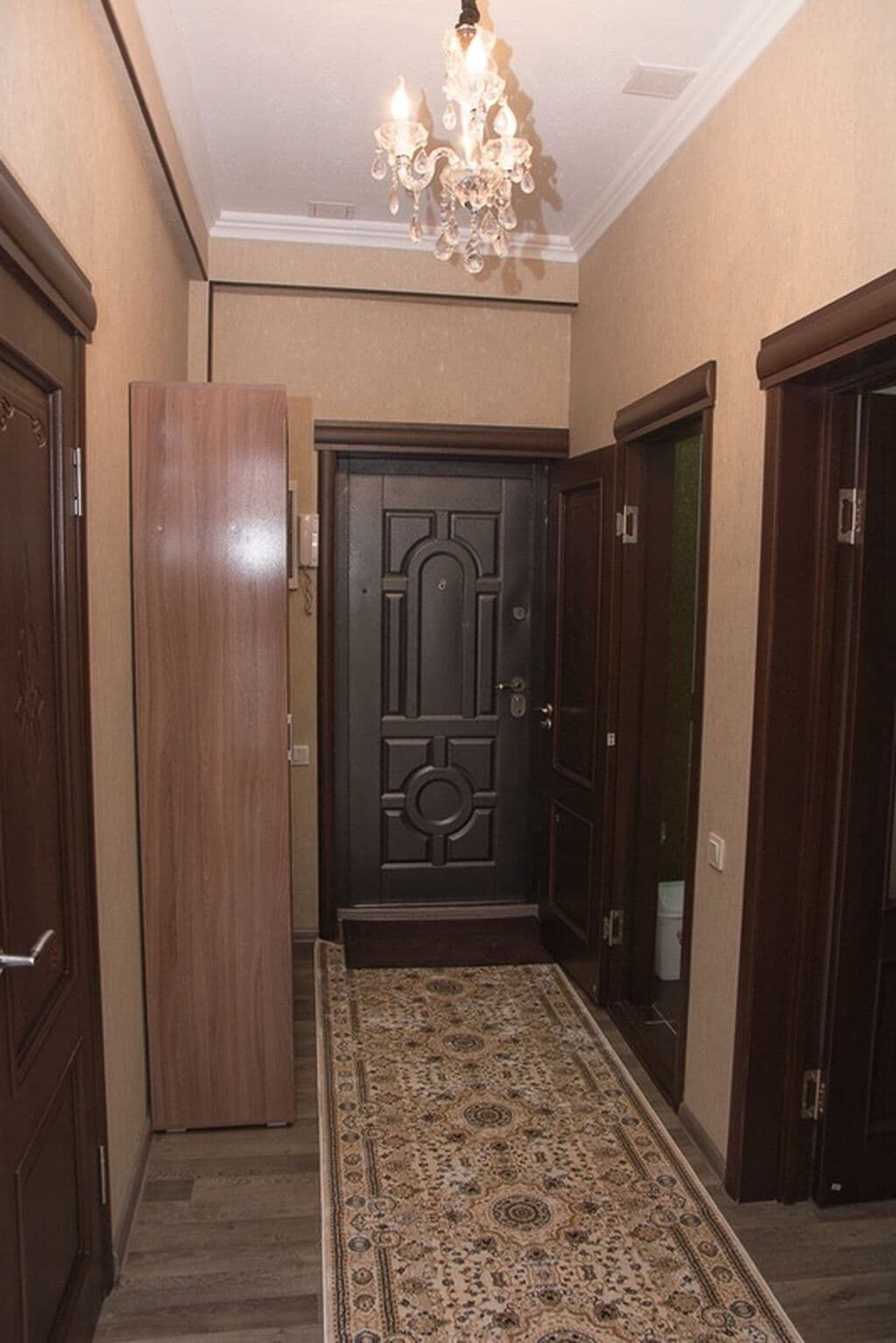 Элитка, 2 ком, 70 м2, этаж 2/10, Сост: Евроремонт - фото 2