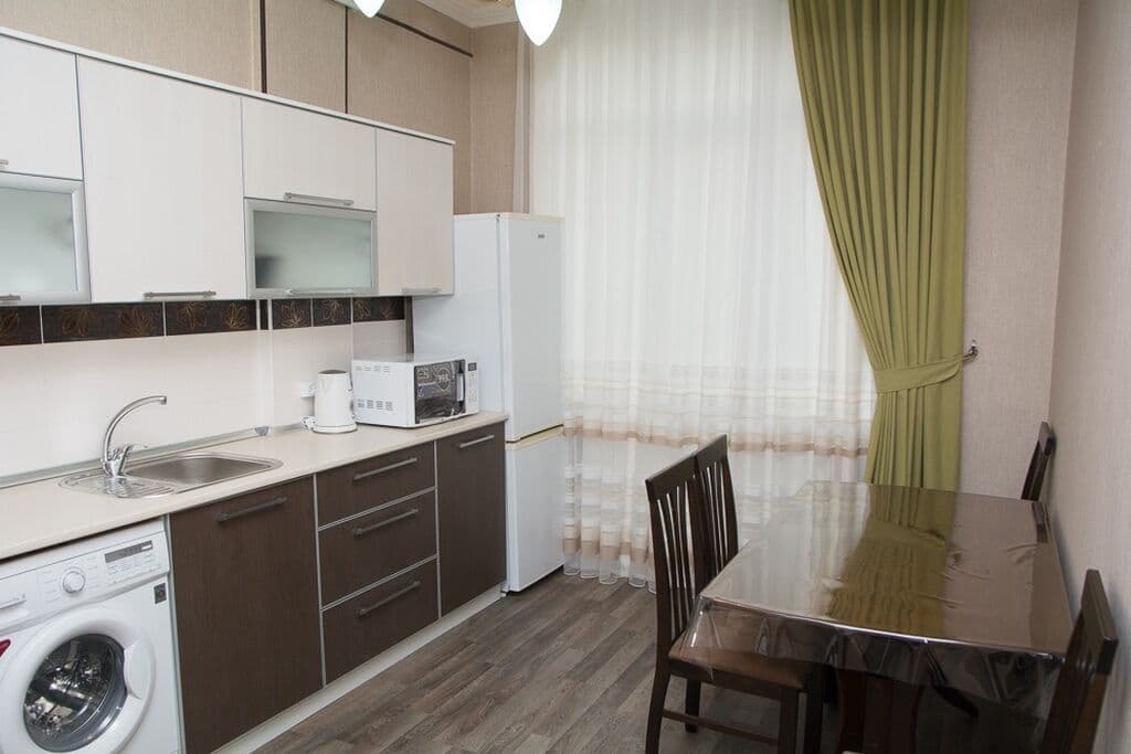 Элитка, 2 ком, 70 м2, этаж 2/10, Сост: Евроремонт - фото 5