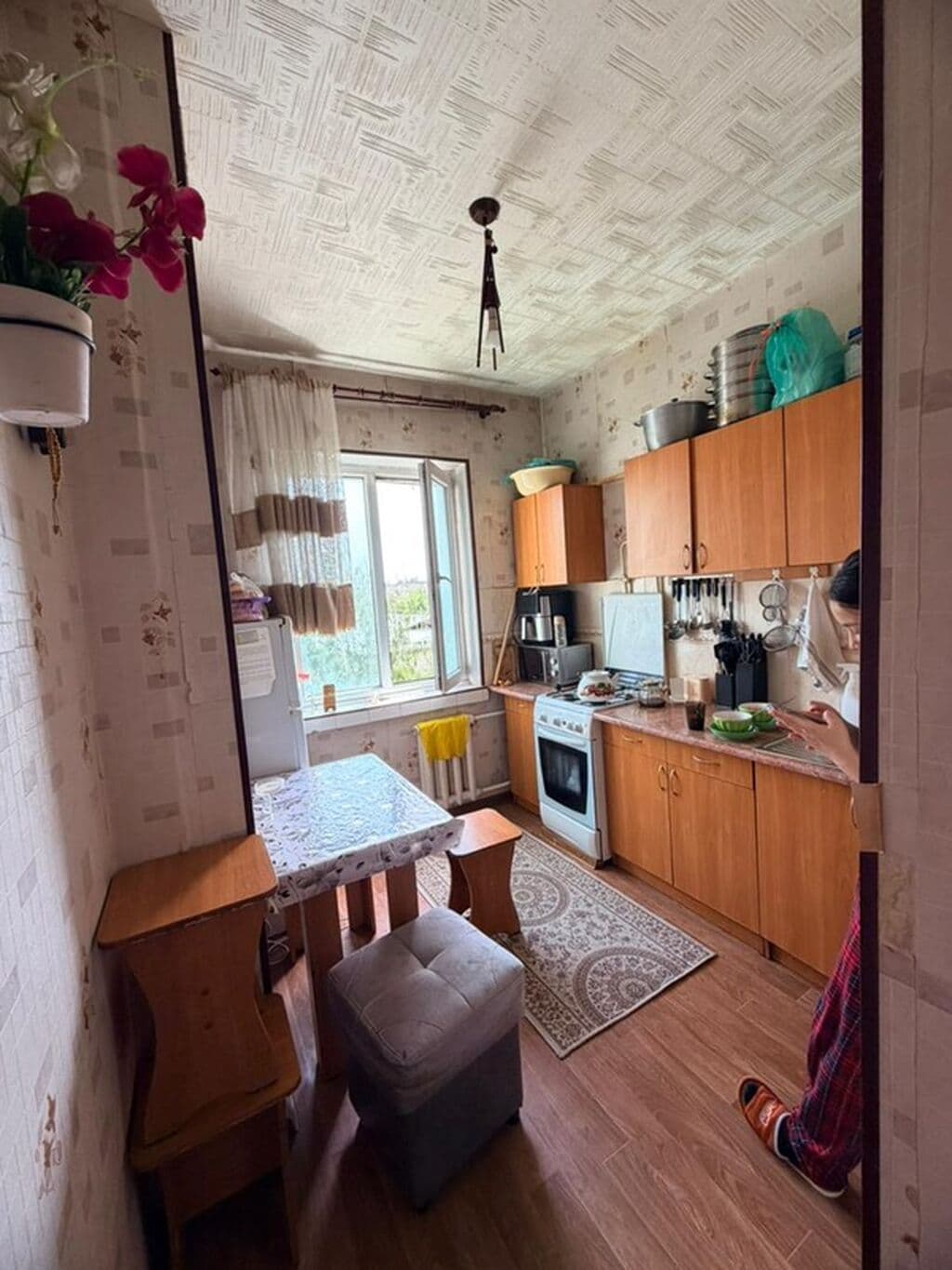 Продажа, 105 серия, 2 ком, 50 м2, этаж 5/5, Сост: Среднее - фото 1