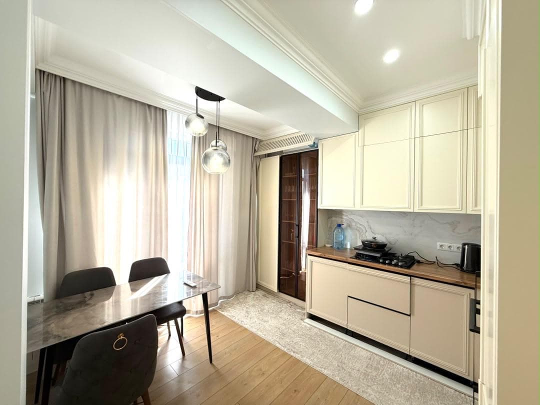 Элитка, 2 ком, 58 м2, этаж 12/14, ж/к Континенталь (Continental), Сост: Евроремонт - фото 5
