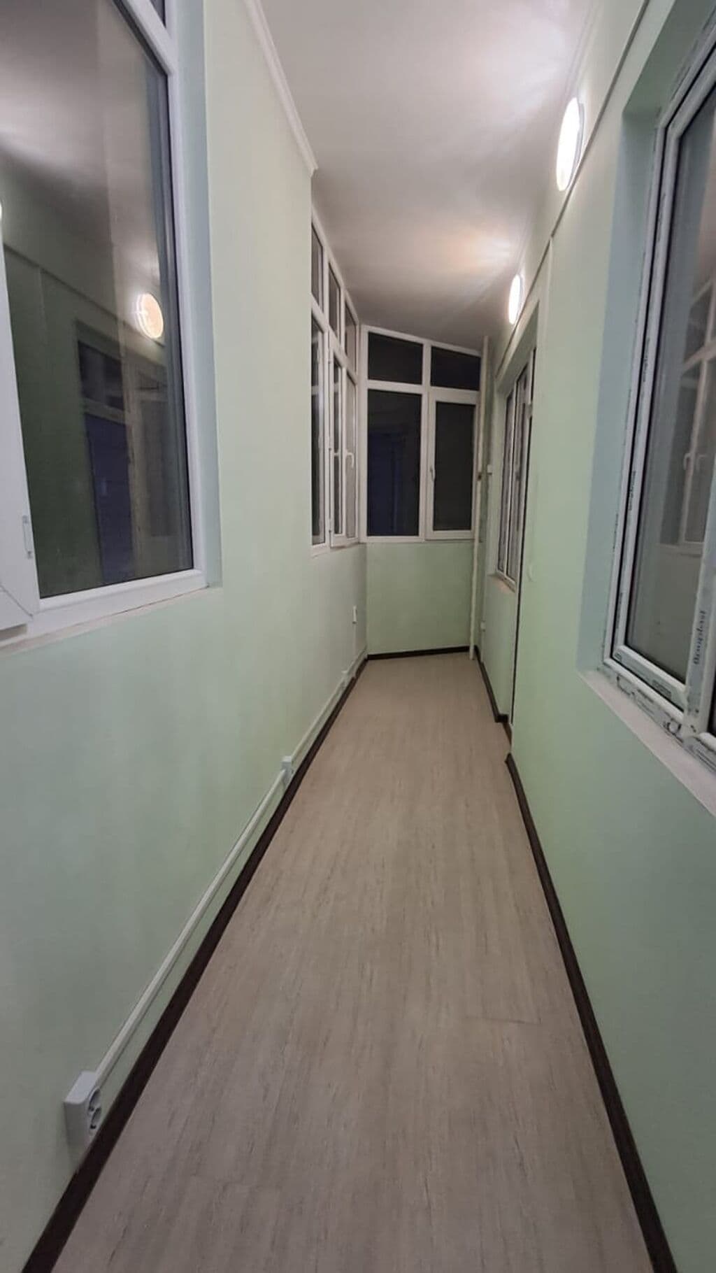 Элитка, 2 ком, 60 м2, этаж 3/12, Сост: Евроремонт - фото 2