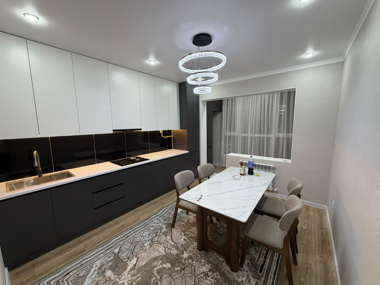 Элитка, 80 м2, этаж 4/9, ж/к Aalam City, Сост: Евроремонт