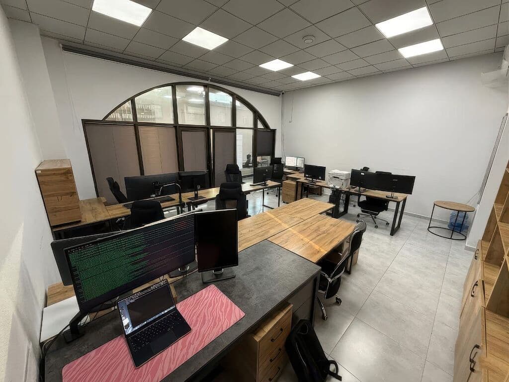 Офис, Коммерческая, 255 м2, этаж 1/1, Сост: Евроремонт - фото 12