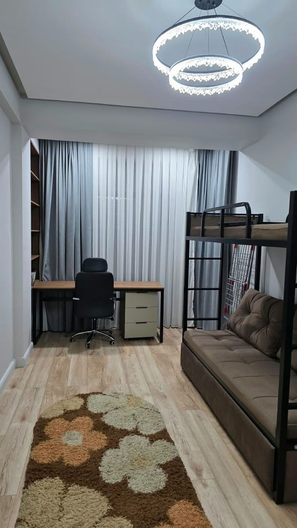 Элитка, 3 ком, 80 м2, этаж 3/9, ж/к Авангард Сити, Сост: Евроремонт - фото 1