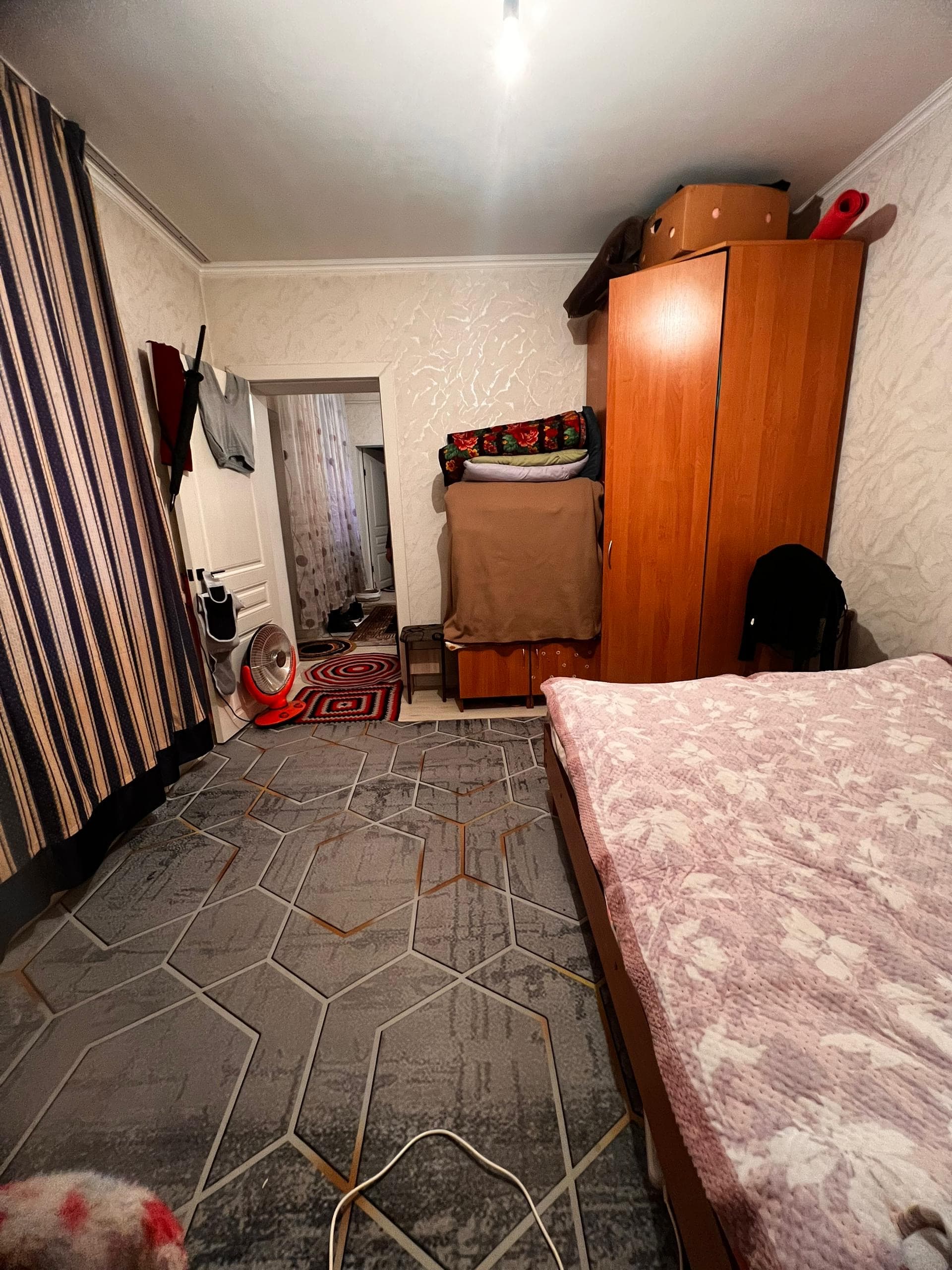 Элитка, 2 ком, 36 м2, этаж 1/2, Сост: Хорошее - фото 2