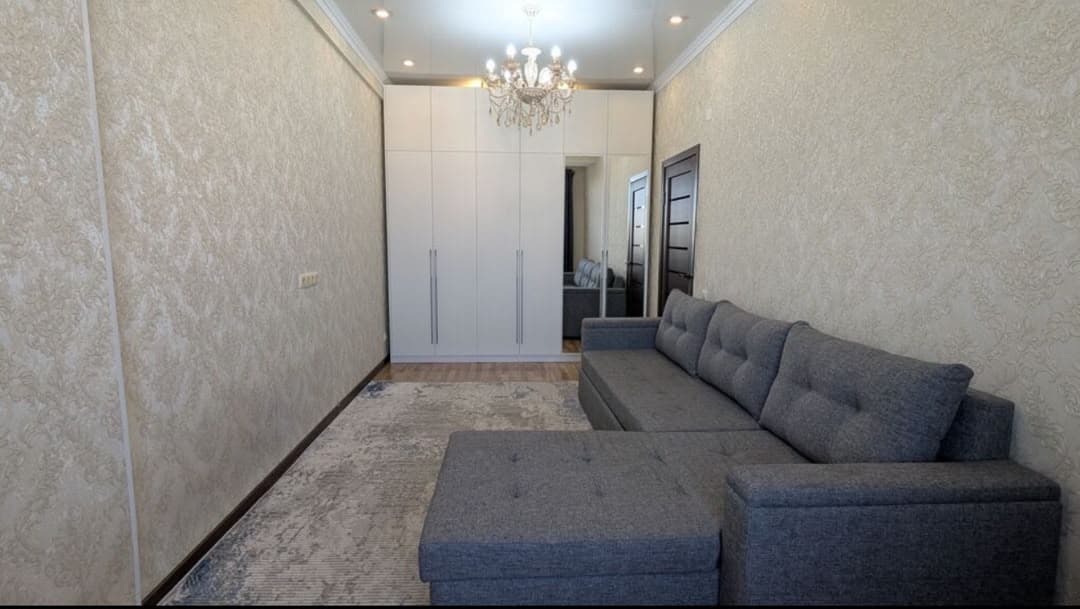 Элитка, 1 ком, 35 м2, этаж 5/10, ж/к Ала Тоо, Сост: Хорошее - фото 1