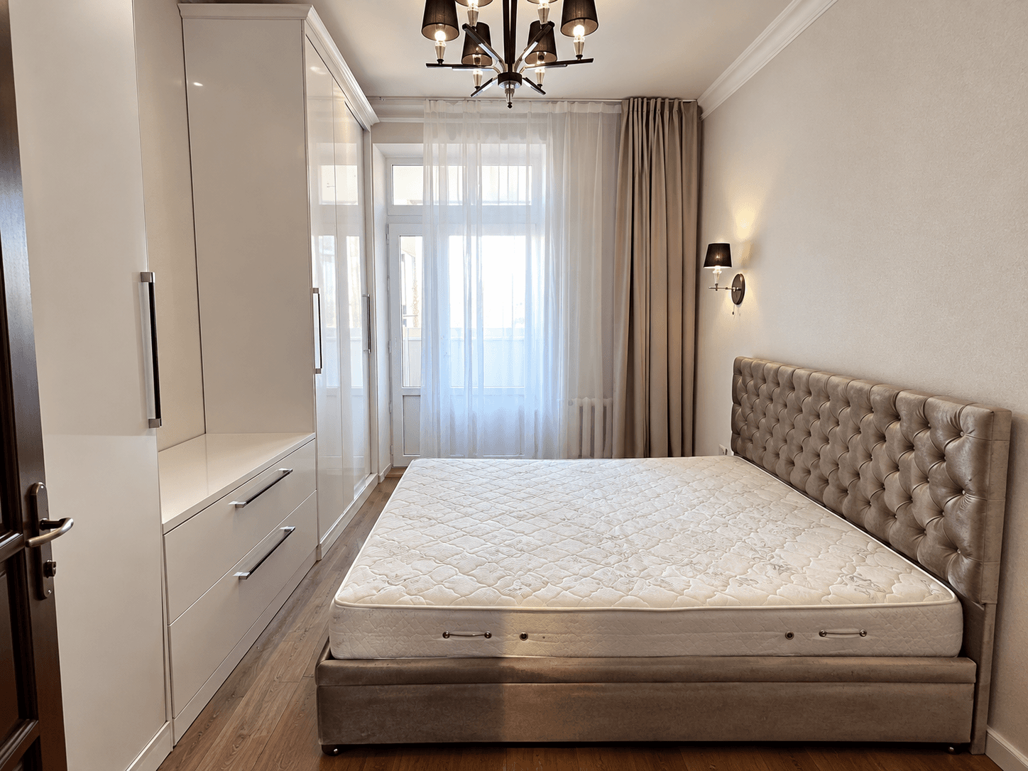 3 ком, Сталинка, 80 м2, этаж 3/4, Сост: Евроремонт - фото 7