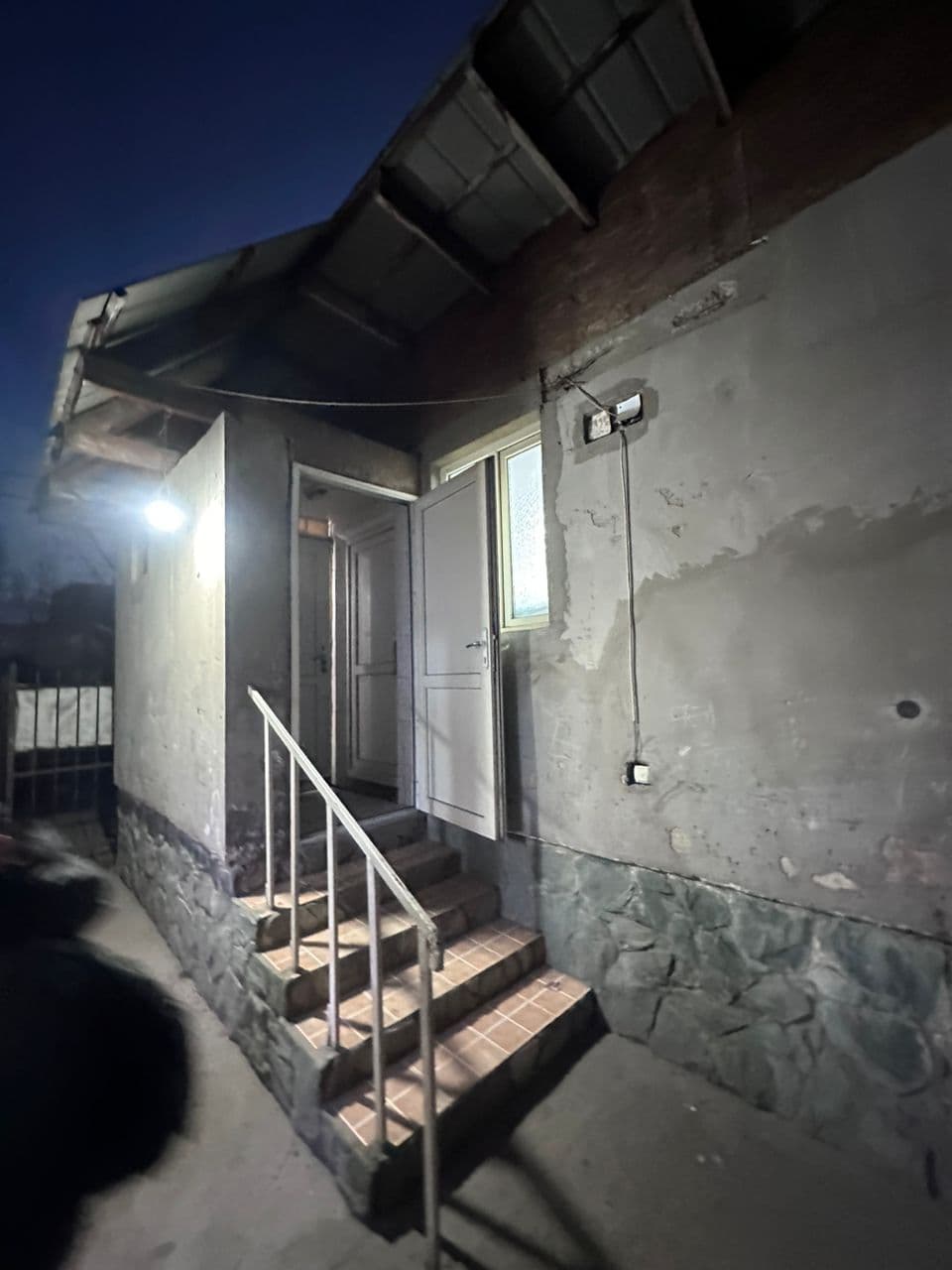 Коммерческая, 120 м2, Сост: Среднее - фото 2