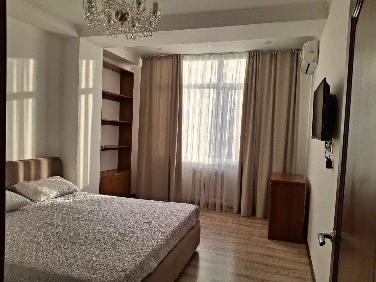 Элитка, 3 ком, 110 м2, этаж 8/13, ж/к 7 Небо, Сост: Евроремонт - фото 4