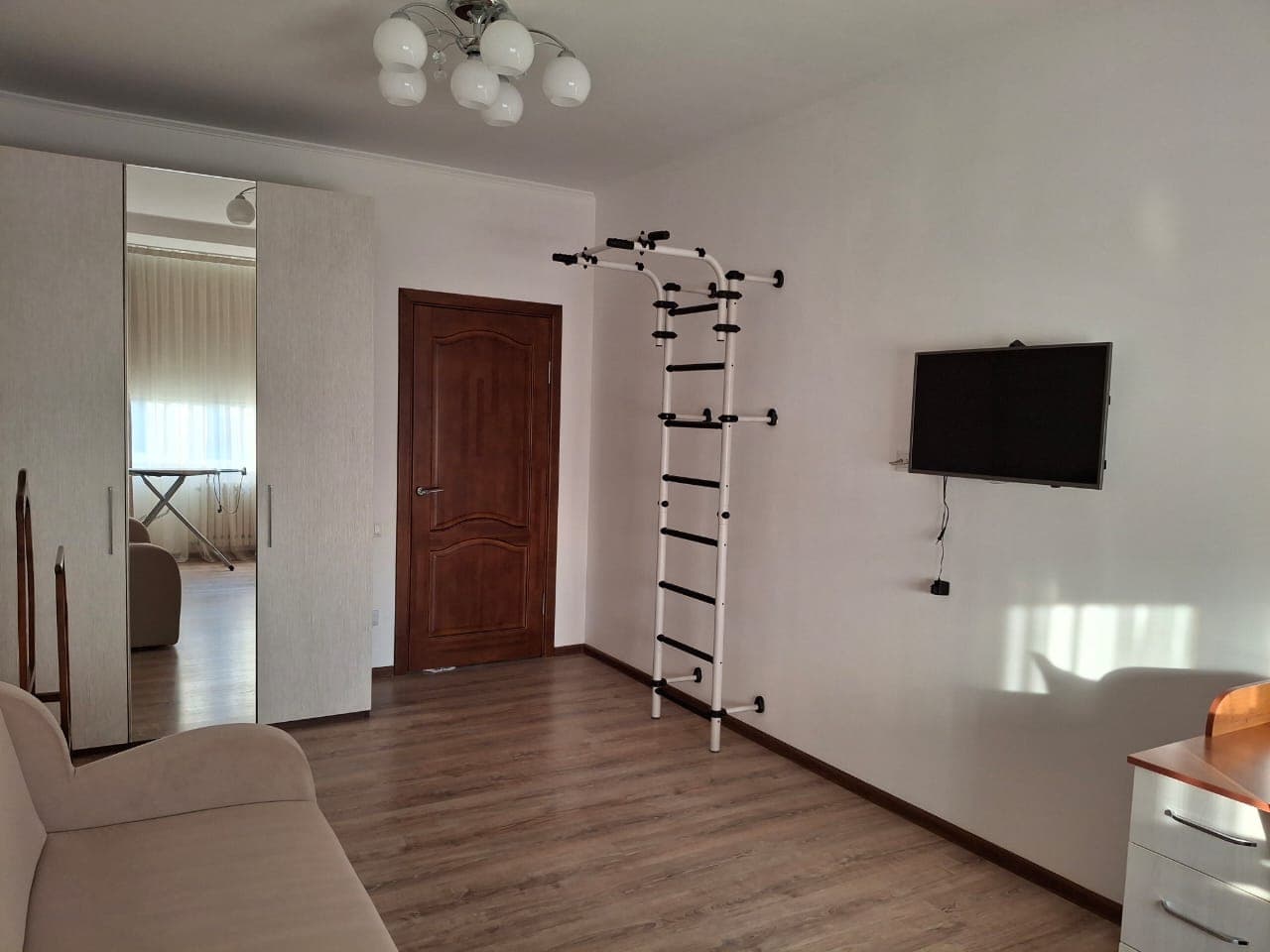 Элитка, 3 ком, 110 м2, этаж 8/13, ж/к 7 Небо, Сост: Евроремонт - фото 16