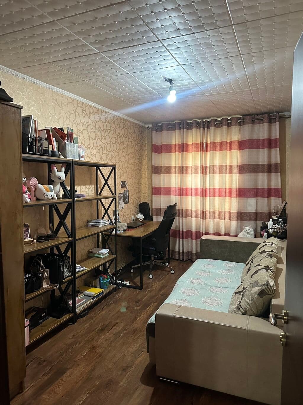 3 ком, 104 серия, 58 м2, этаж 1/4, Сост: Среднее