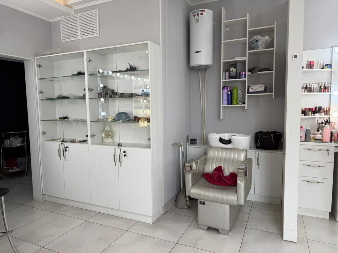 Офис, Коммерческая, 51 м2, этаж 4/4, Сост: Евроремонт - фото 4