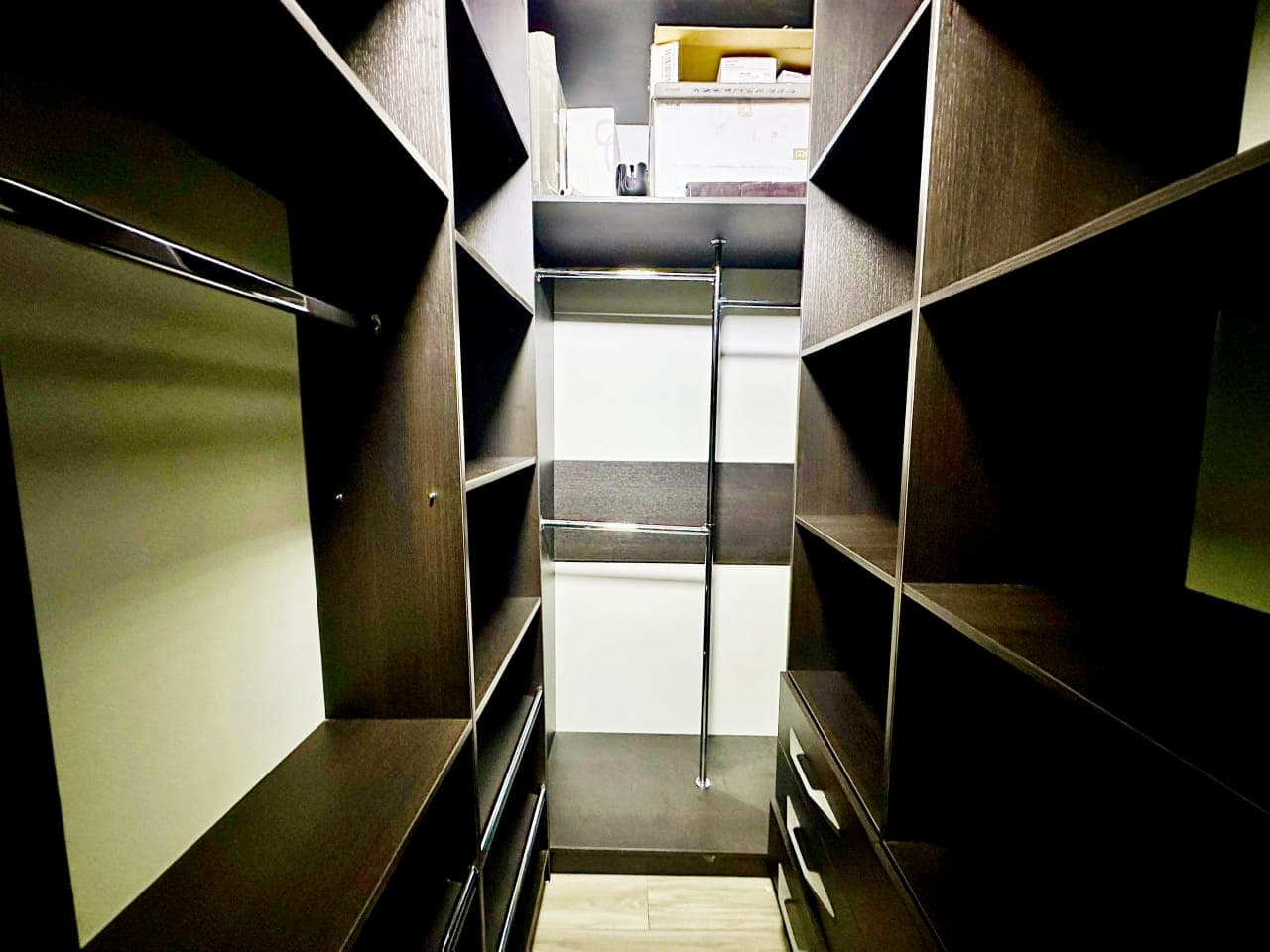 Элитка, 3 ком, 120 м2, этаж 6/10, ж/к Мега Сити, Сост: Евроремонт - фото 13