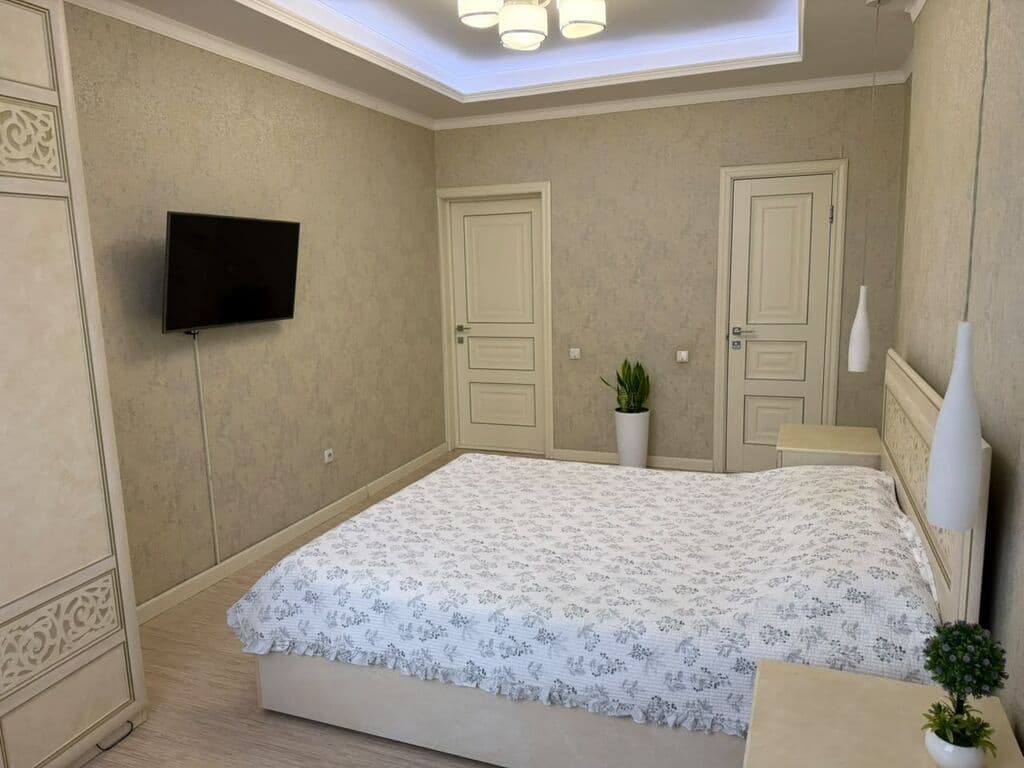 Элитка, 3 ком, 90 м2, этаж 2/13, ж/к Панфилов (Panfilov), Сост: Евроремонт - фото 3