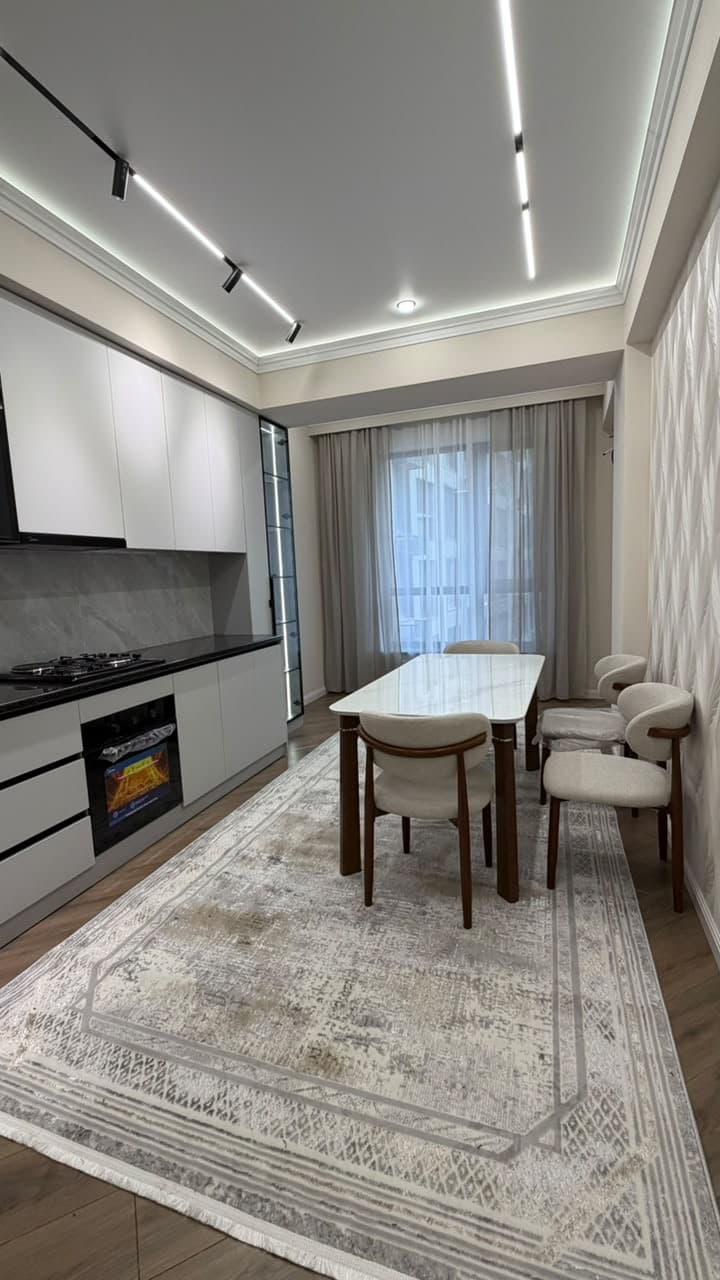 Продажа, Элитка, 3 ком, 104 м2, этаж 6/14, ж/к Кап Строй Сити (Capstroy City), Сост: Евроремонт