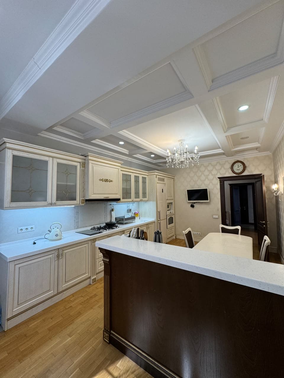 Элитка, 180 м2, этаж 8/13, ж/к Версаль (Versal), Сост: Евроремонт - фото 1