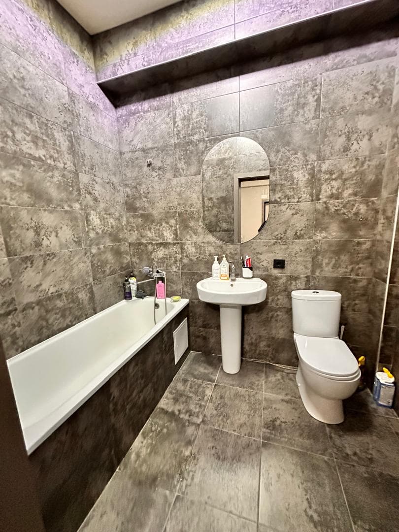 Элитка, 1 ком, 49 м2, этаж 8/12, ж/к Грин Ленд (Green Land), Сост: Евроремонт - фото 8