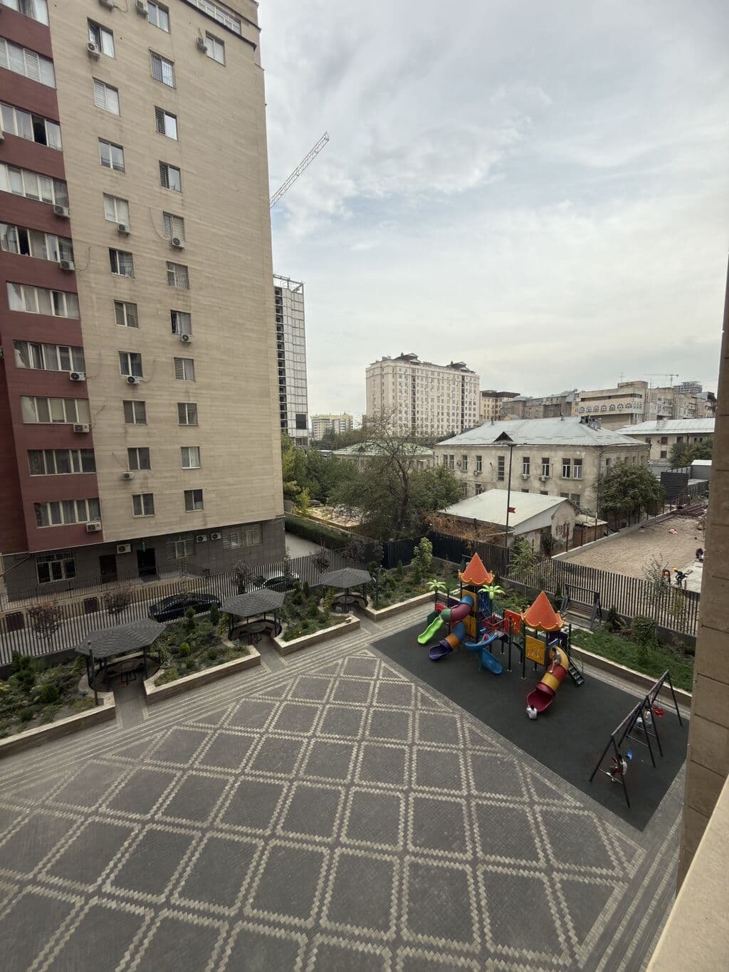Элитка, 3 ком, 76 м2, этаж 4/14, Сост: Хорошее - фото 11