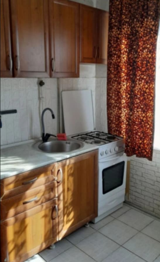 2 ком, 104 серия, 44 м2, этаж 4/4, Сост: Среднее - фото 1