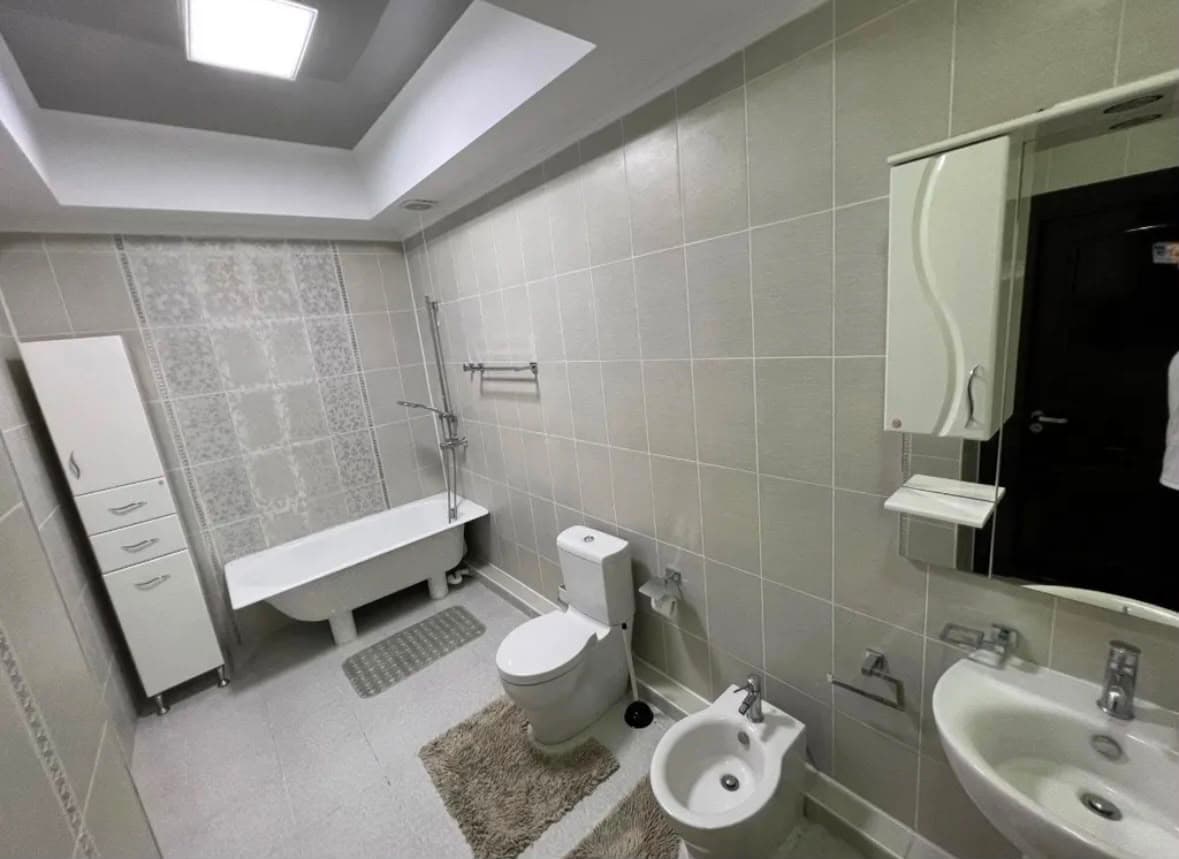 Элитка, 2 ком, 143 м2, этаж 7/10, ж/к Бристоль (Bristol), Сост: Евроремонт - фото 4