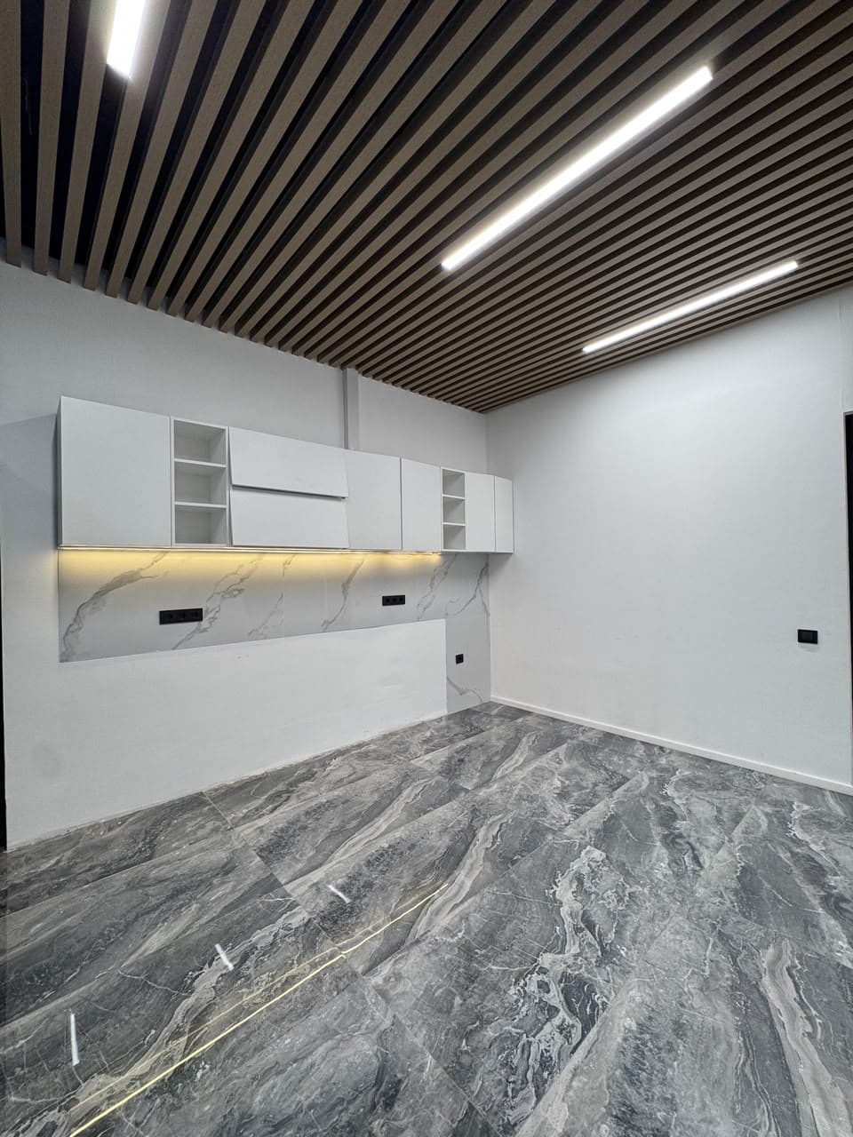 Офис, Коммерческая, 110 м2, этаж 1/7, Сост: Евроремонт - фото 8