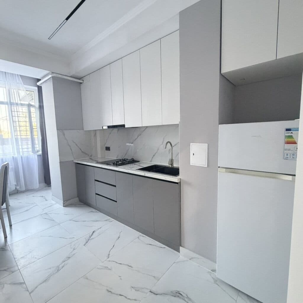 Элитка, 2 ком, 65 м2, этаж 1/9, ж/к Восточный Парк (Vostochnyi Park), Сост: Евроремонт