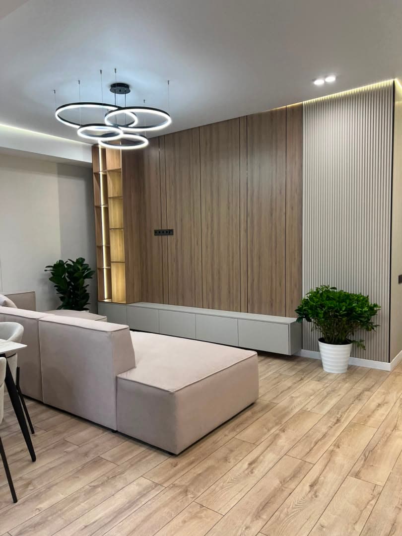 Элитка, 3 ком, 80 м2, этаж 14/14, ж/к Нью-Йорк сити (New York city), Сост: Евроремонт - фото 1