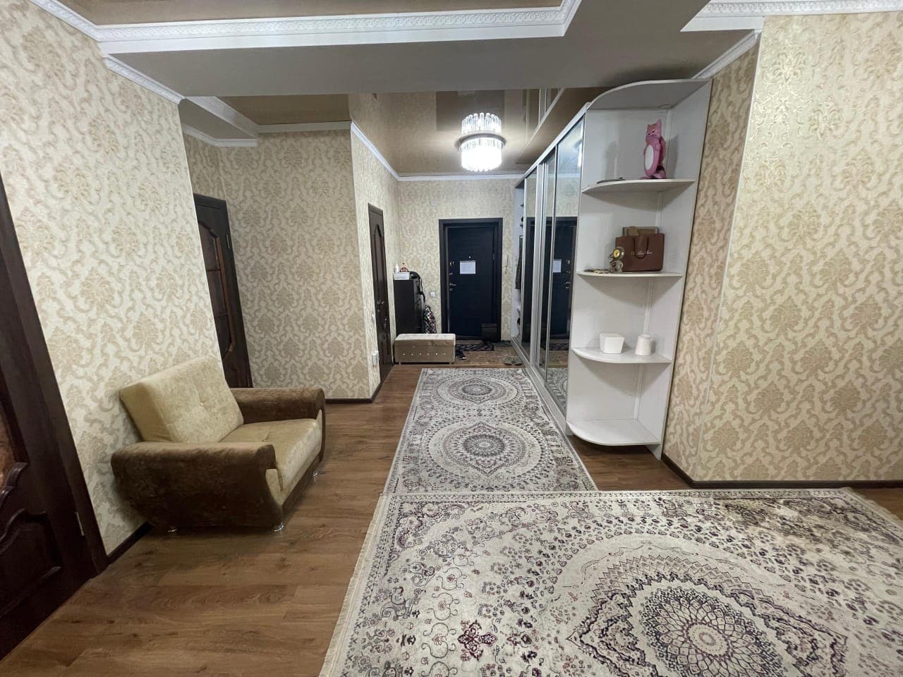 Элитка, 3 ком, 135 м2, этаж 4/10, Сост: Хорошее - фото 12