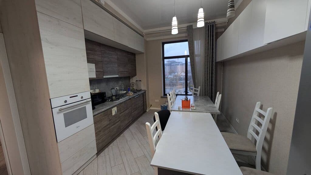 Офис, Коммерческая, 165 м2, этаж 2/3, Сост: Евроремонт - фото 3