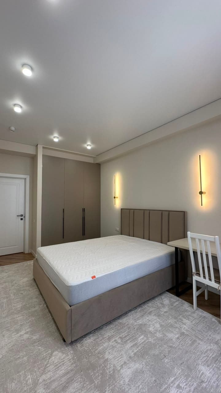Элитка, 2 ком, 74 м2, этаж 4/12, ж/к Нью-Йорк сити (New York city), Сост: Евроремонт - фото 4