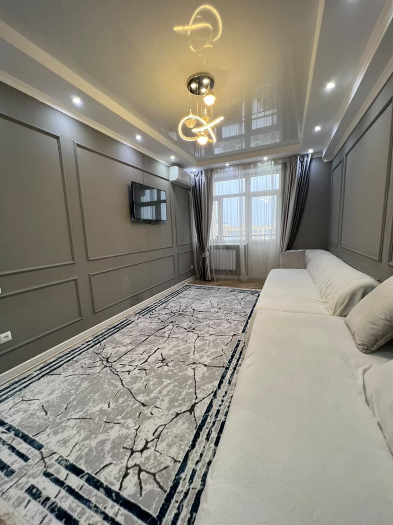 Элитка, 2 ком, 70 м2, этаж 10/12, Сост: Евроремонт - фото 2