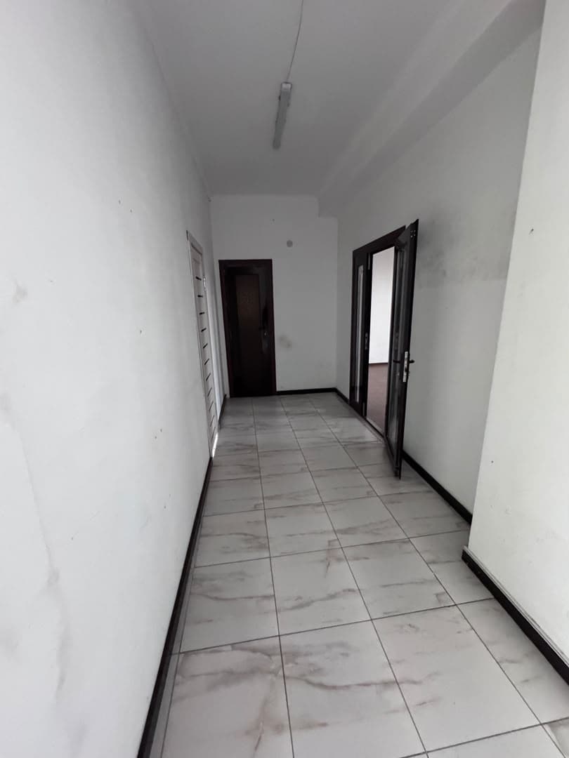 Магазин, Коммерческая, 87 м2, этаж 1/10, Сост: Хорошее - фото 3