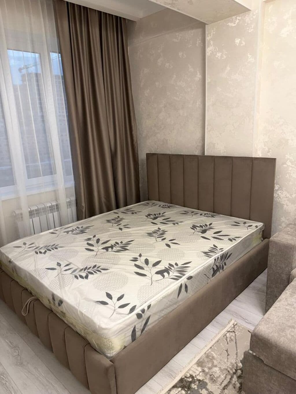 Элитка, 1 ком, 40 м2, этаж 6/12, ж/к ЖК Эмель, Сост: Евроремонт - фото 1