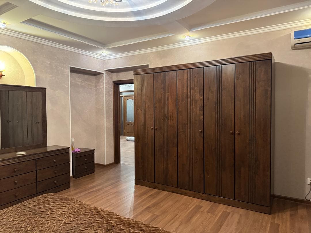 Элитка, 4 ком, 180 м2, этаж 6/8, Сост: Хорошее - фото 12