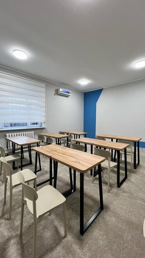 Офис, Коммерческая, 45 м2, этаж 1/2, Сост: Евроремонт - фото 1