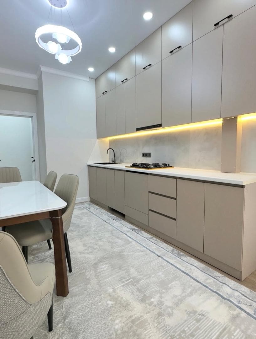 Элитка, 1 ком, 47 м2, этаж 6/16, ж/к Tokyo (Токио), Сост: Евроремонт - фото 2