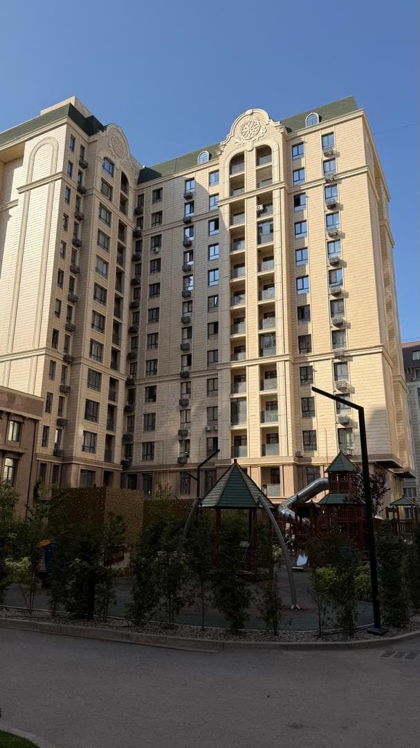 Элитка, 2 ком, 80 м2, этаж 11/14, ж/к Роял(Royal), Сост: Евроремонт - фото 11