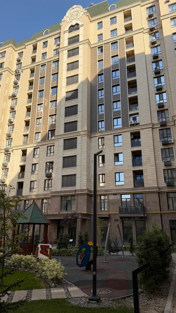 Элитка, 2 ком, 80 м2, этаж 11/14, ж/к Роял(Royal), Сост: Евроремонт - фото 12