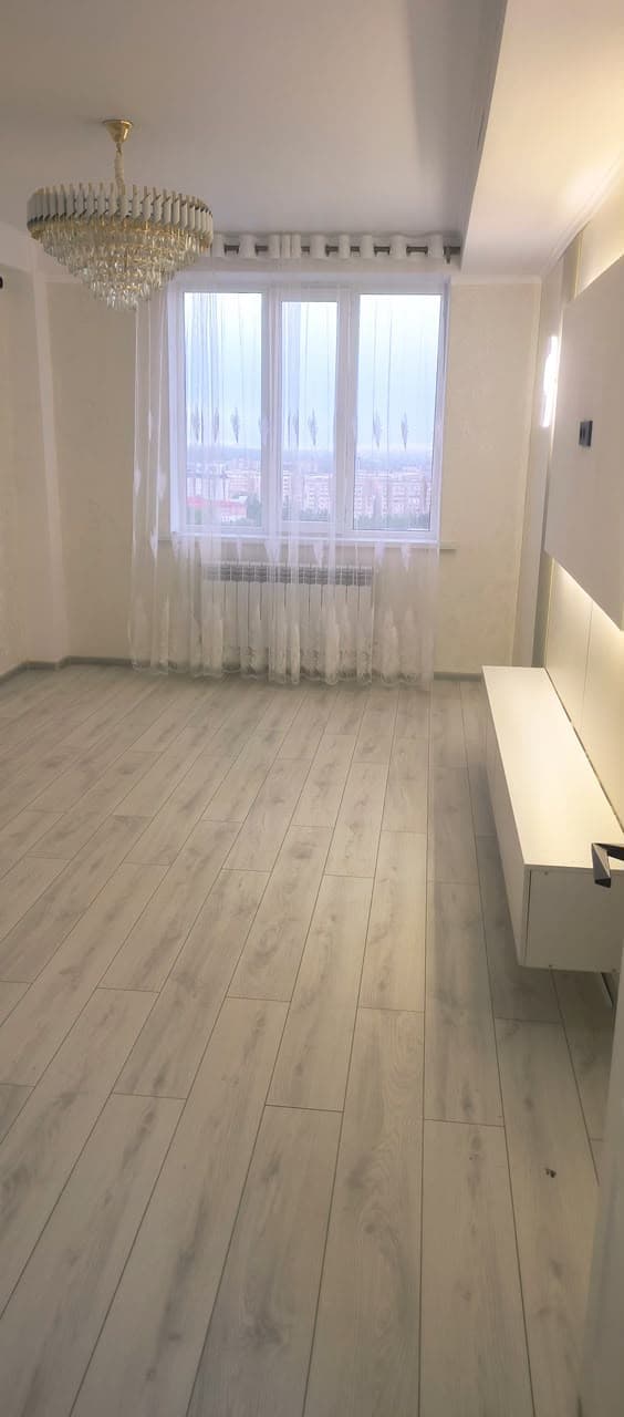 Элитка, 73 м2, этаж 14/15, ж/к ЖК Эмель, Сост: Евроремонт - фото 2