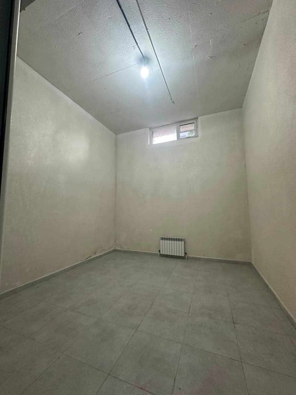 Цокольный этаж, Коммерческая, 22 м2, этаж 0/15, Сост: Хорошее - фото 1
