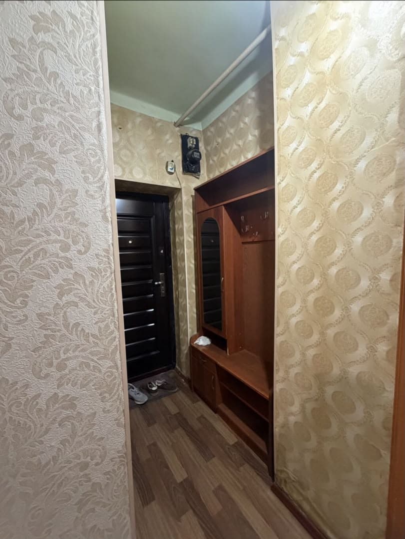 1 ком, Хрущёвка, 29 м2, этаж 3/3, Сост: Среднее - фото 1