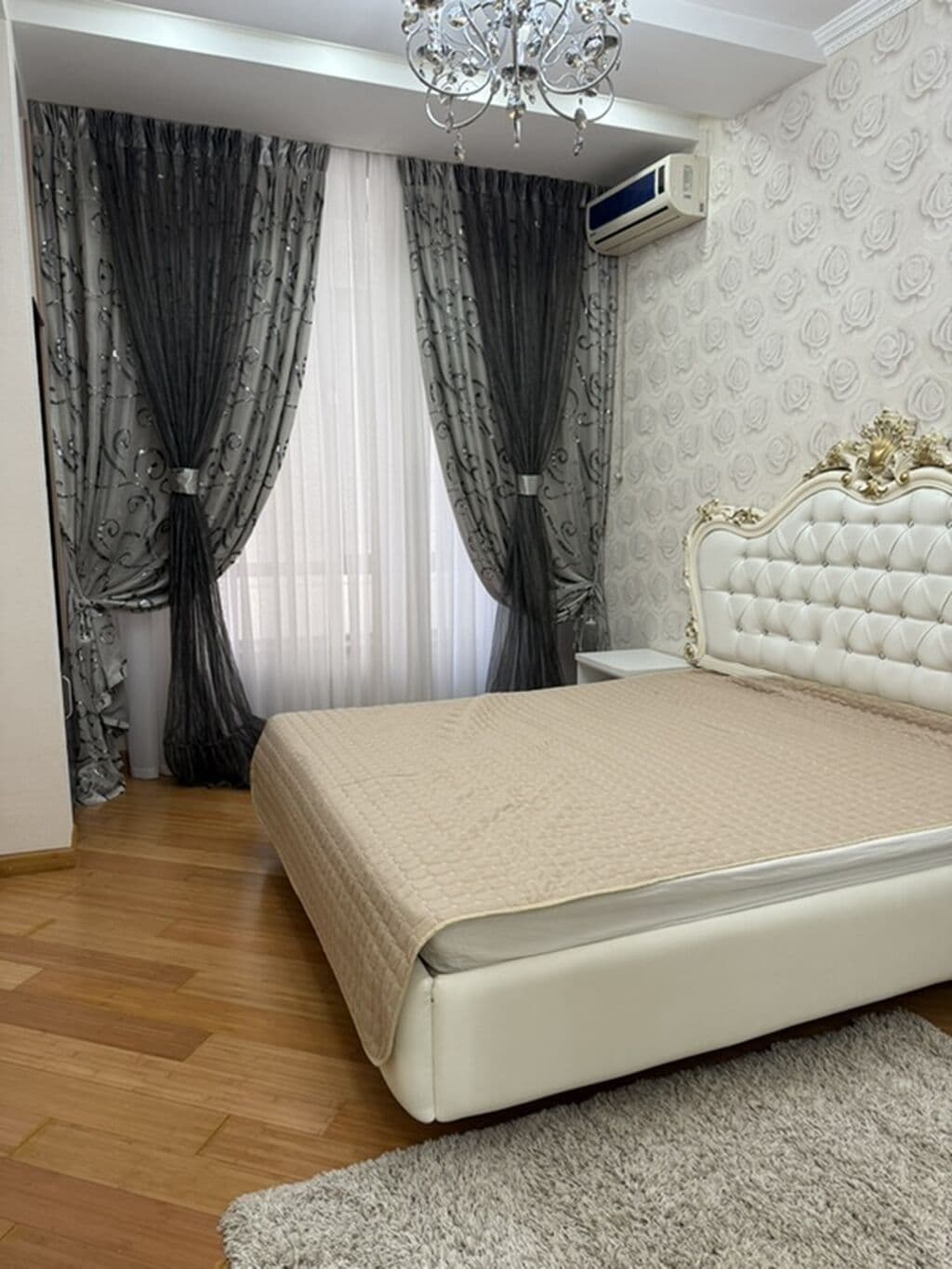 Элитка, 3 ком, 140 м2, этаж 6/12, Сост: Хорошее - фото 1