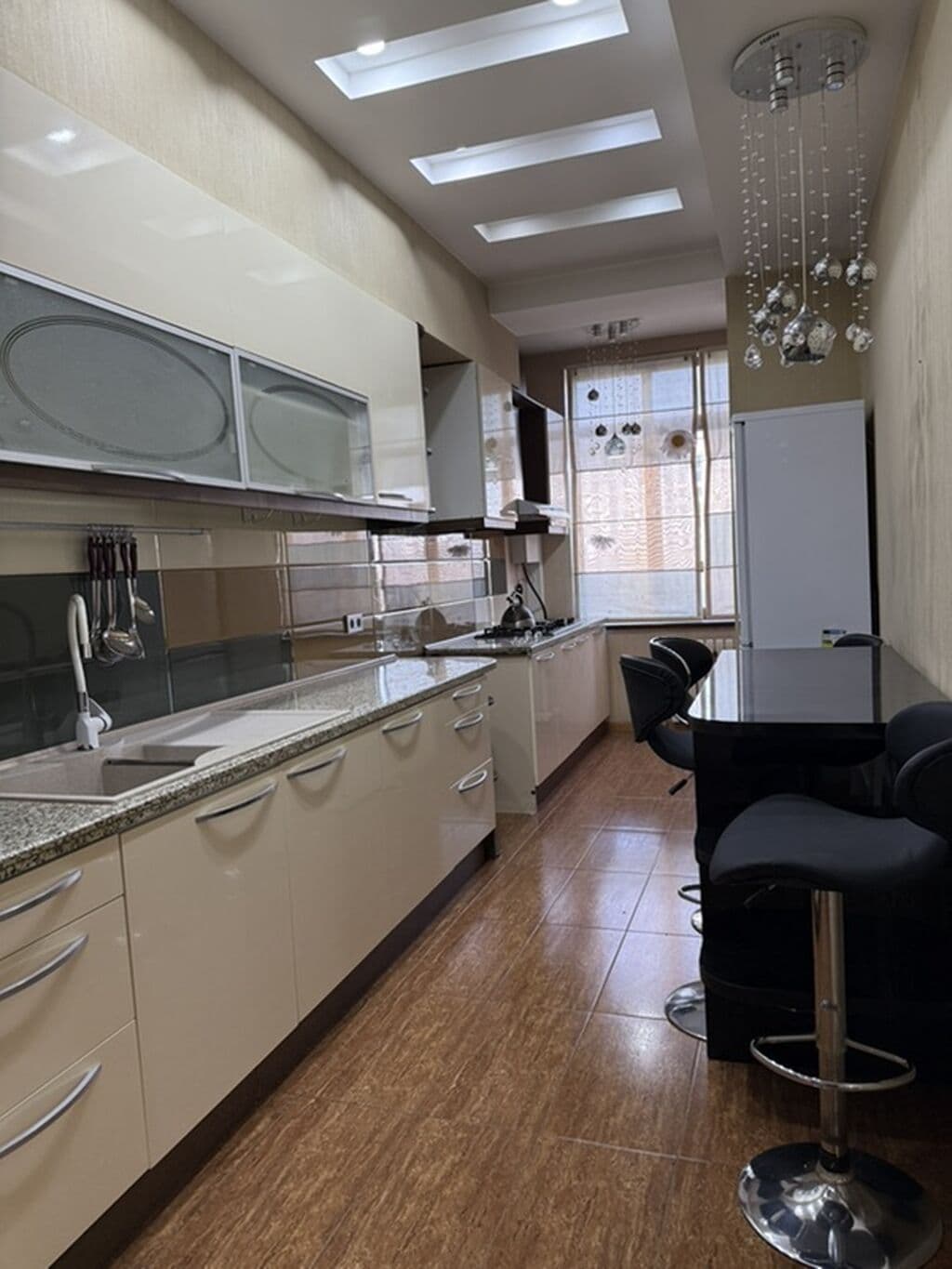 Элитка, 3 ком, 140 м2, этаж 6/12, Сост: Хорошее - фото 3