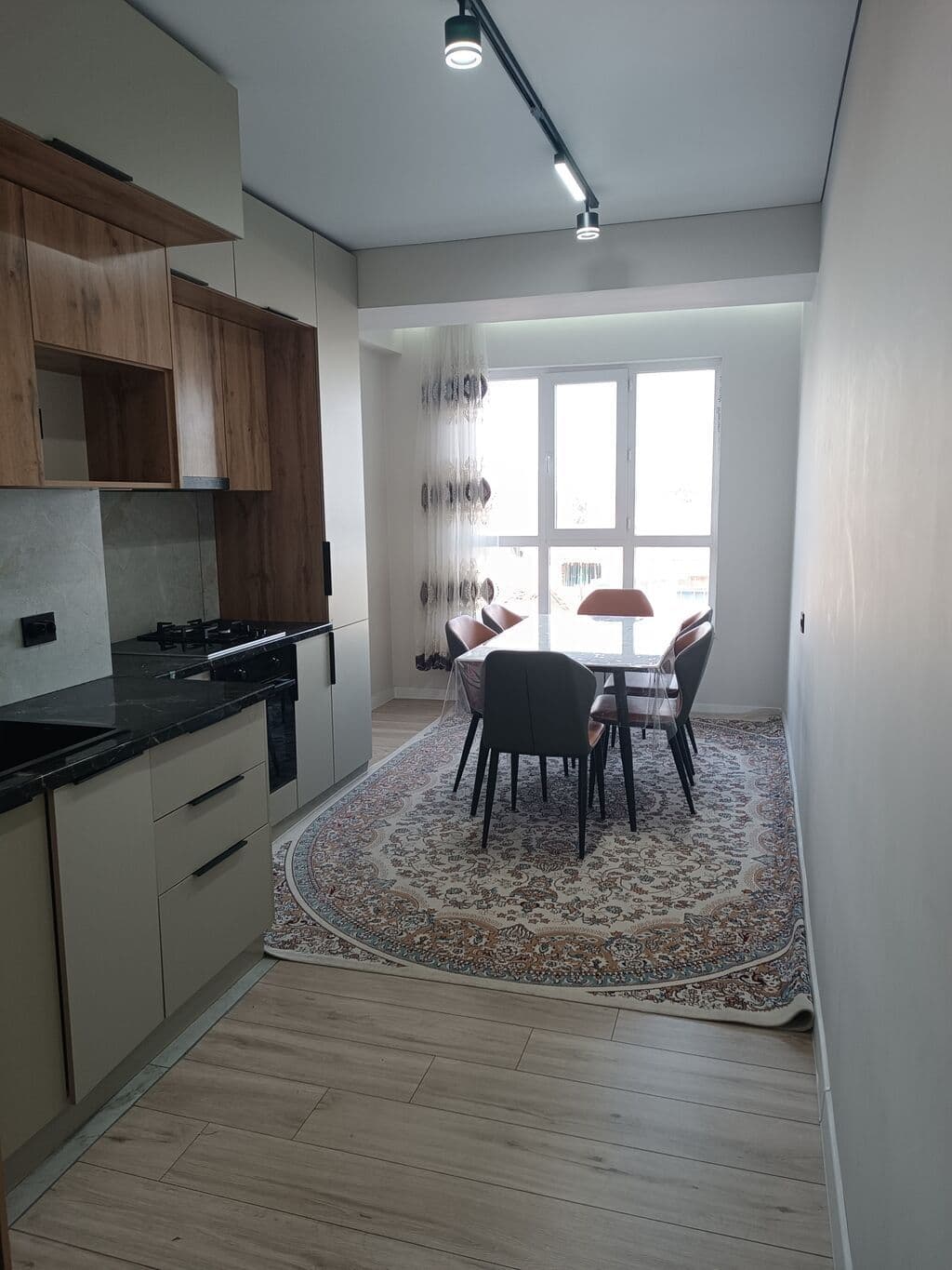Элитка, 2 ком, 65 м2, этаж 2/10, ж/к Кут Центр (Kut Center), Сост: Евроремонт - фото 4