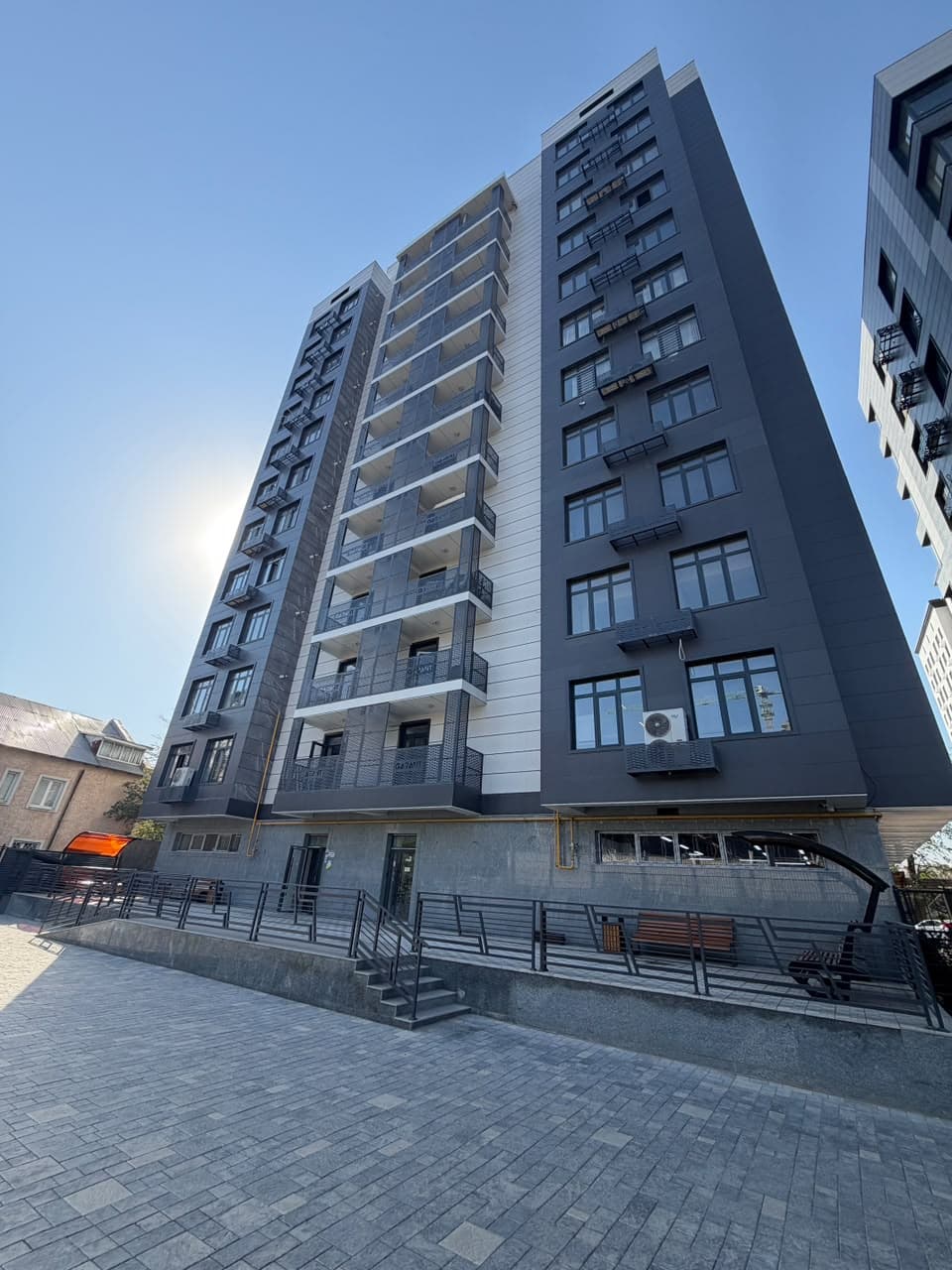 Элитка, 85 м2, этаж 9/12, ж/к Симфония, Сост: Евроремонт - фото 1