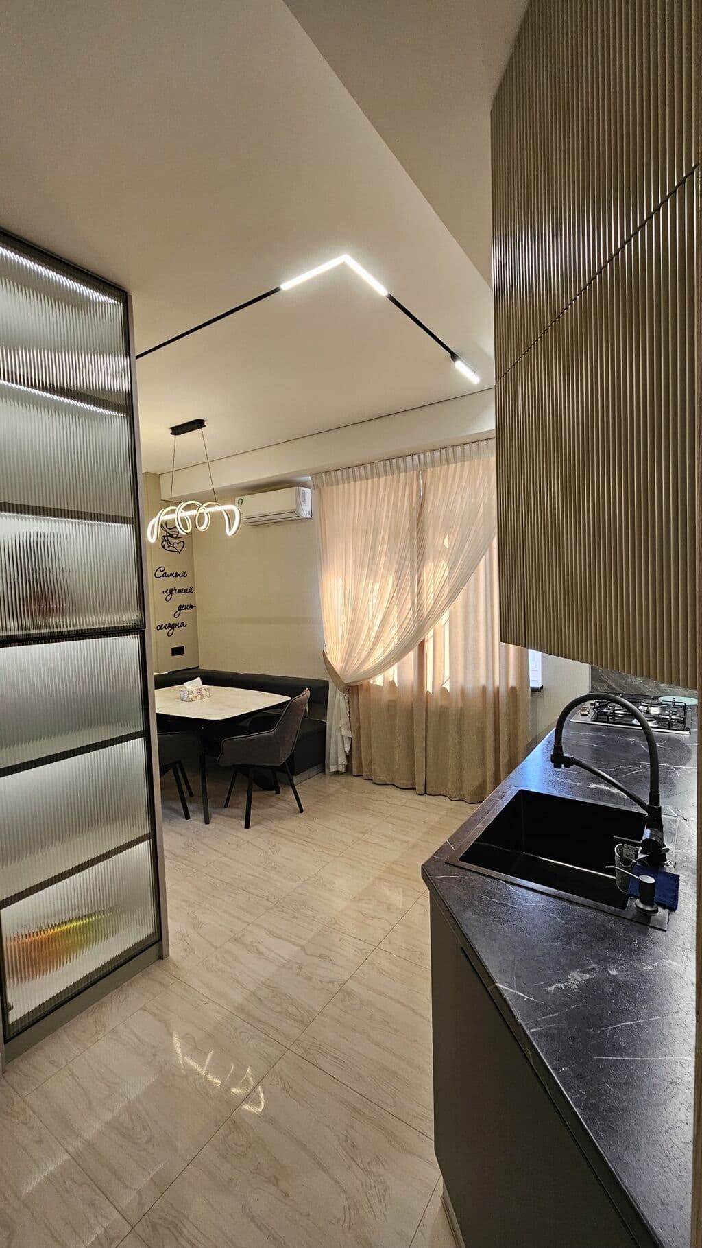 Элитка, 3 ком, 120 м2, этаж 2/9, ж/к Южный 12 мкр - фото 11