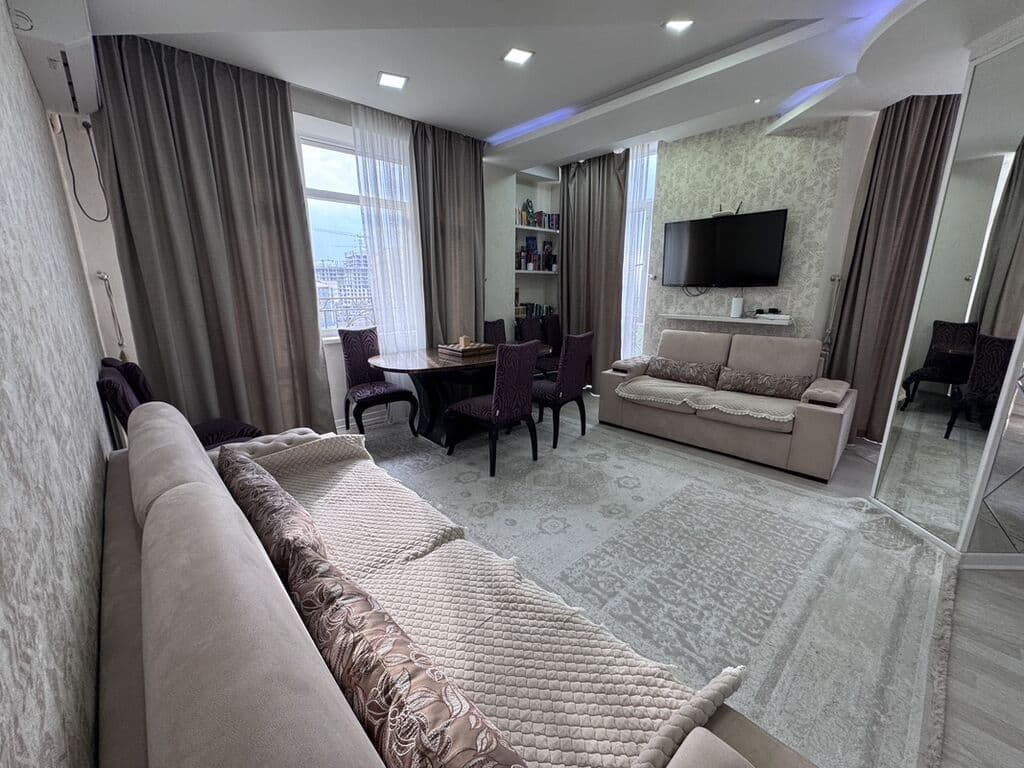Элитка, 3 ком, 90 м2, этаж 8/12, ж/к 7 Небо, Сост: Евроремонт - фото 3