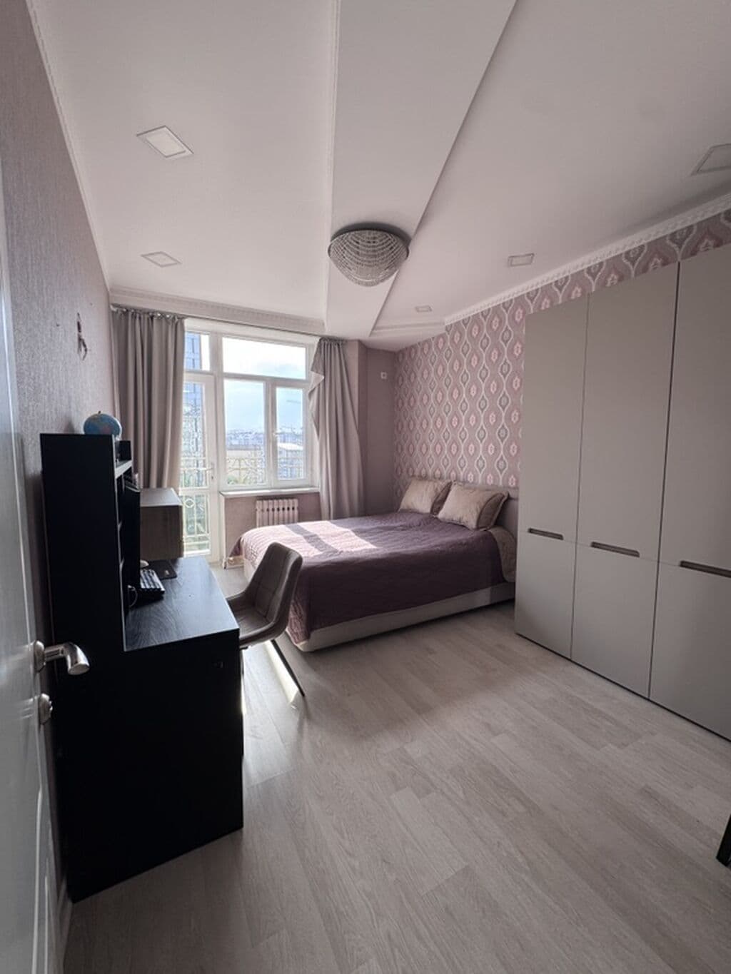 Элитка, 3 ком, 90 м2, этаж 8/12, ж/к 7 Небо, Сост: Евроремонт - фото 6