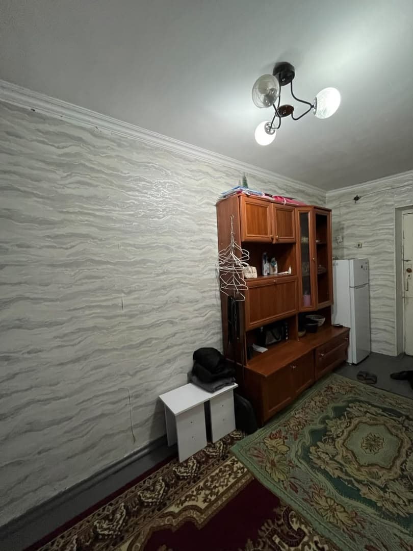 1 ком, Гостинка / Общежитие, 14 м2, этаж 4/5, Сост: Хорошее - фото 1