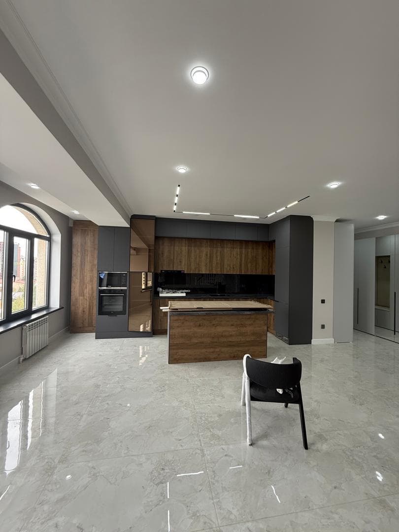 Элитка, 4 ком, 150 м2, этаж 10/10, Сост: Евроремонт - фото 1